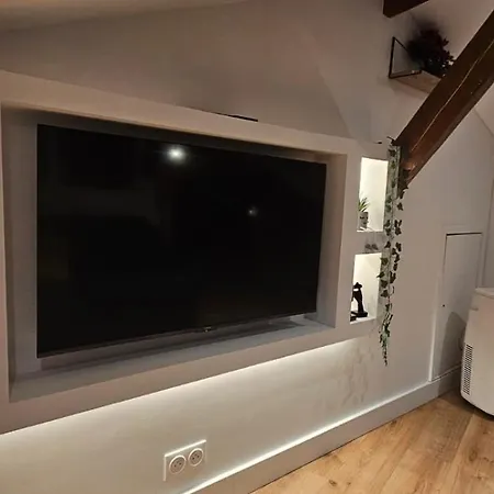 דירה Cozy Loft Sous Les Toits Le Kremlin-Bicêtre