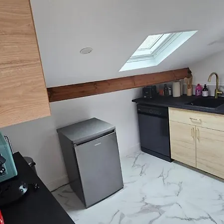 דירה Cozy Loft Sous Les Toits Le Kremlin-Bicêtre